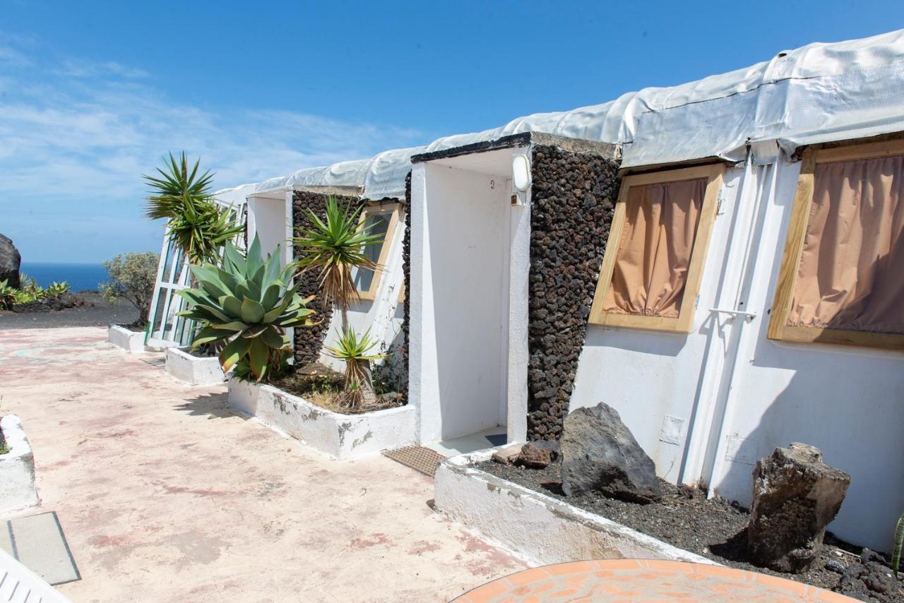 Basic En-Suite Bedroom By The Sea Jinama Exterior foto