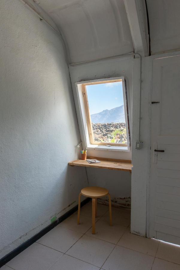 Basic En-Suite Bedroom By The Sea Jinama Exterior foto