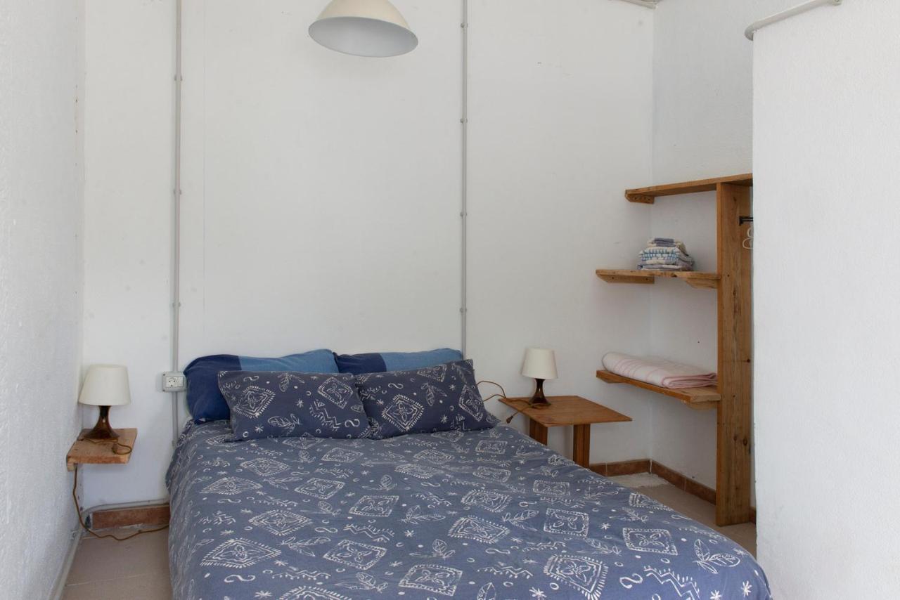 Basic En-Suite Bedroom By The Sea Jinama Exterior foto
